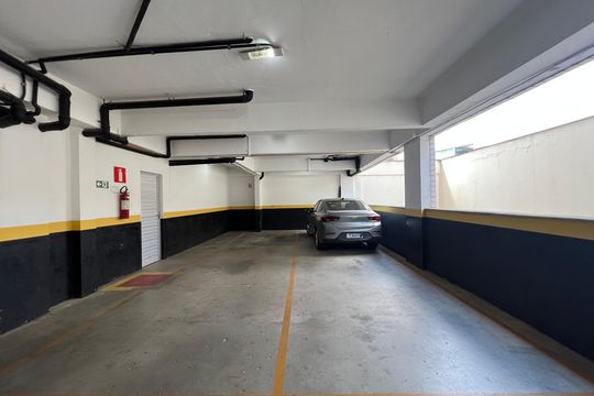 Garagem de apartamento à venda com 3 quartos, 85m² em Castelo, Belo Horizonte