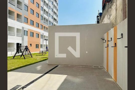 Área comum de apartamento para alugar com 2 quartos, 29m² em Jardim Danfer, São Paulo