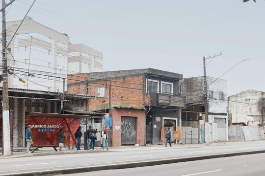 Fachada de casa para alugar com 1 quarto, 29m² em Jardim Umuarama, São Paulo