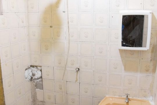 Banheiro de apartamento à venda com 1 quarto, 29m² em Jardim Umuarama, São Paulo