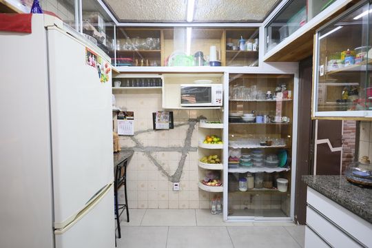Cozinha de casa para alugar com 3 quartos, 140m² em Vila Menck, Osasco