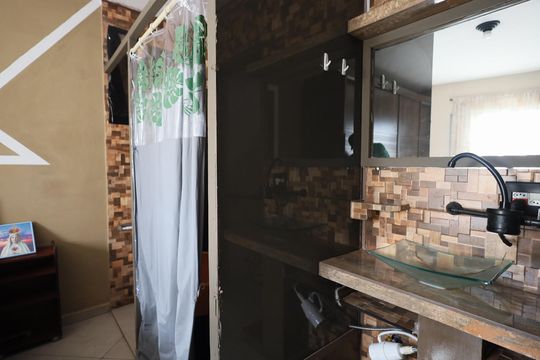 Banheiro da Suíte 1 de casa para alugar com 3 quartos, 140m² em Vila Menck, Osasco