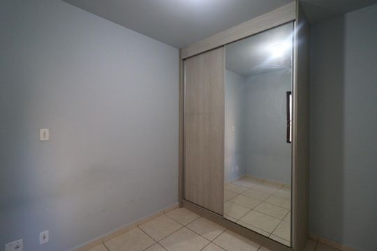 Quarto 2 de apartamento para alugar com 2 quartos, 44m² em Jardim Maria Goretti, Ribeirão Preto