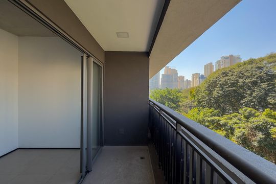 Sacada de kitnet/studio para alugar com 1 quarto, 24m² em Jardim das Acacias, São Paulo
