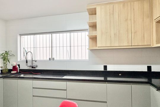 Cozinha de casa à venda com 3 quartos, 125m² em Vila Marina, São Paulo