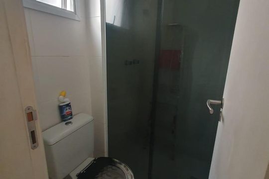 Banheiro de casa para alugar com 2 quartos, 84m² em Glória, Rio de Janeiro