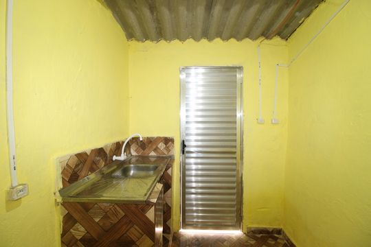 Cozinha de casa para alugar com 1 quarto, 50m² em Vila Itaim, São Paulo