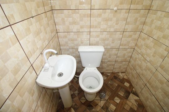 Banheiro de casa para alugar com 1 quarto, 50m² em Vila Itaim, São Paulo