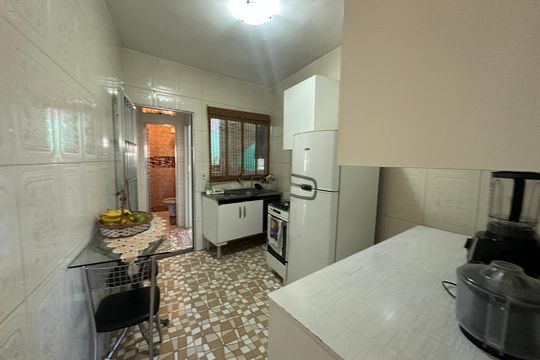 Sala/Cozinha de casa à venda com 5 quartos, 220m² em Vale do Sol, Barueri