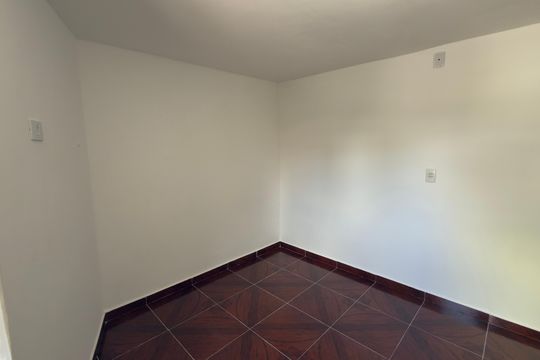 Casa para alugar com 1 quarto, 41m² em Cidade Intercap, Taboão da Serra