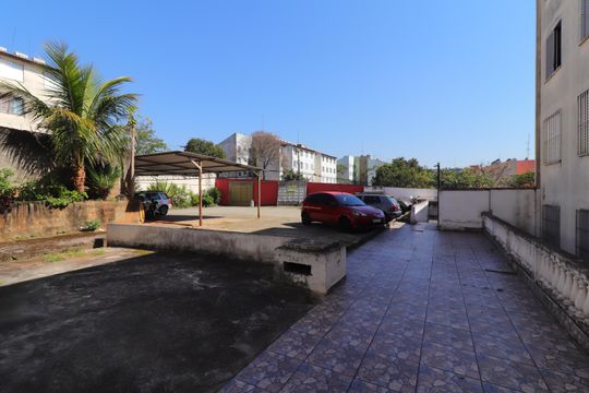 Área externa de apartamento para alugar com 2 quartos, 48m² em Jardim Redil, São Paulo