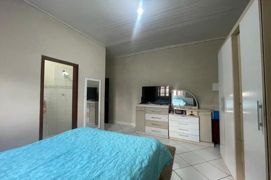 Casa à venda com 2 quartos, 110m² em Canudos, Novo Hamburgo
