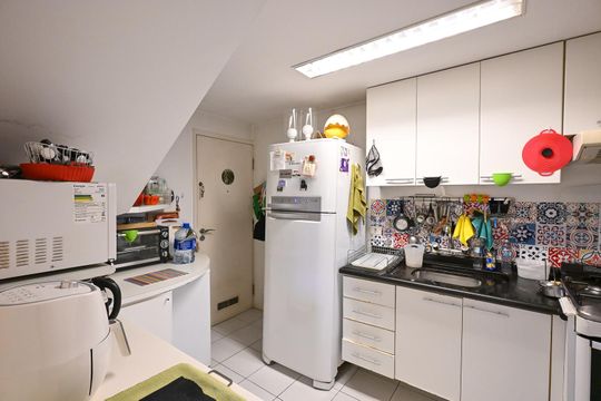 Cozinha de apartamento à venda com 2 quartos, 97m² em Jardim Londrina, São Paulo