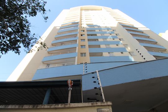 Fachada do Prédio de apartamento para alugar com 2 quartos, 74m² em Parque Residencial Aquarius, São José dos Campos