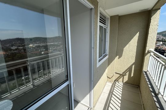 Varanda da sala de apartamento para alugar com 2 quartos, 42m² em Del Castilho, Rio de Janeiro