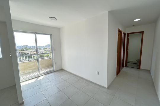 Apartamento para alugar com 2 quartos, 42m² em Del Castilho, Rio de Janeiro