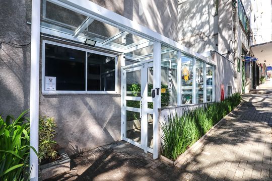 Fachada de kitnet/studio para alugar com 1 quarto, 31m² em Vila Mariana, São Paulo