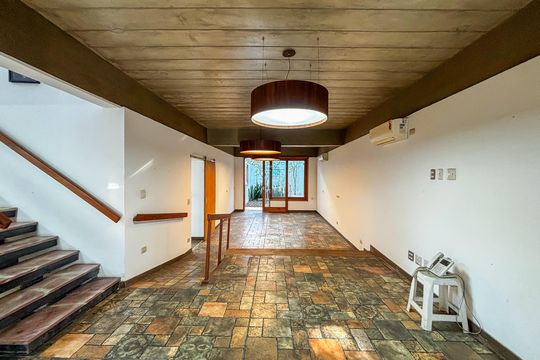 Casa à venda com 3 quartos, 452m² em Alto de Pinheiros, São Paulo