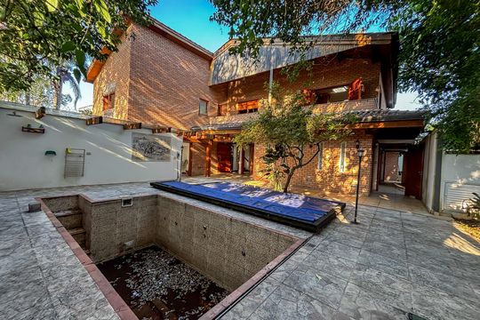 Casa à venda com 3 quartos, 452m² em Alto de Pinheiros, São Paulo