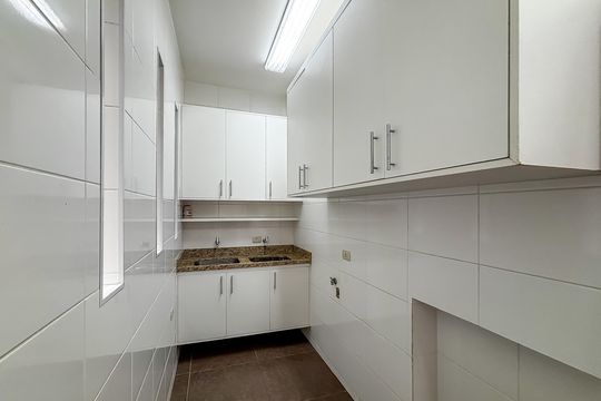 Casa à venda com 3 quartos, 452m² em Alto de Pinheiros, São Paulo