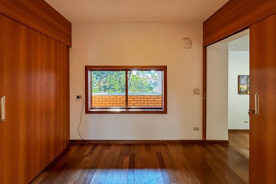 Casa à venda com 3 quartos, 452m² em Alto de Pinheiros, São Paulo