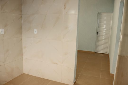 Casa para alugar com 2 quartos, 90m² em Jardim Coimbra, São Paulo