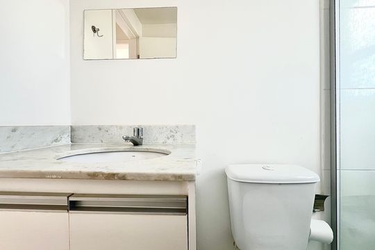 Banheiro Social de apartamento para alugar com 2 quartos, 57m² em Paquetá, Belo Horizonte