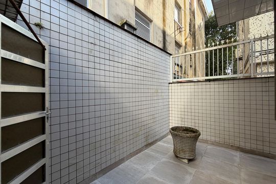 Quintal de casa para alugar com 2 quartos, 150m² em Embaré, Santos