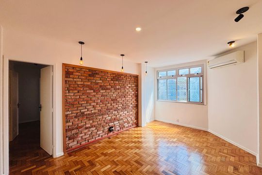 Apartamento para alugar com 3 quartos, 85m² em Leblon, Rio de Janeiro