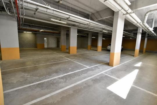 Garagem de apartamento para alugar com 2 quartos, 67m² em Taquaral, Campinas