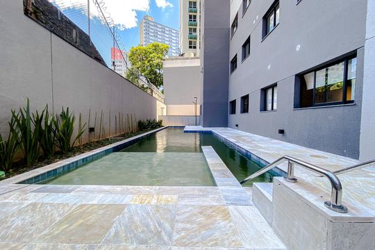Área comum - Piscina de apartamento para alugar com 1 quarto, 24m² em Sé, São Paulo