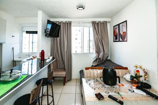 Sala de apartamento para alugar com 2 quartos, 50m² em Mantiqueira, Belo Horizonte