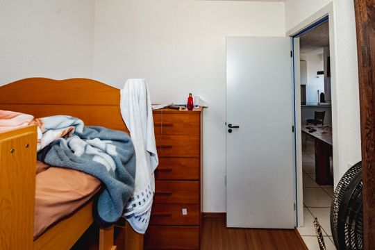 Quarto 2 de apartamento para alugar com 2 quartos, 50m² em Mantiqueira, Belo Horizonte