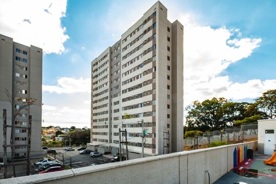 Fachada do bloco de apartamento para alugar com 2 quartos, 50m² em Mantiqueira, Belo Horizonte