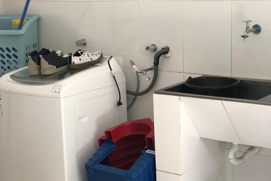 Área de serviço de casa para alugar com 4 quartos, 300m² em Santa Cruz, Belo Horizonte