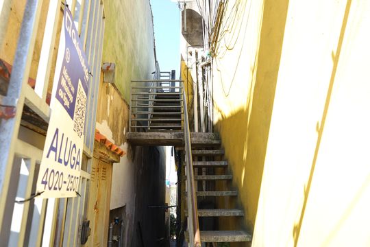 Área comum - Corredor - escadas de casa para alugar com 1 quarto, 40m² em Cidade Líder, São Paulo