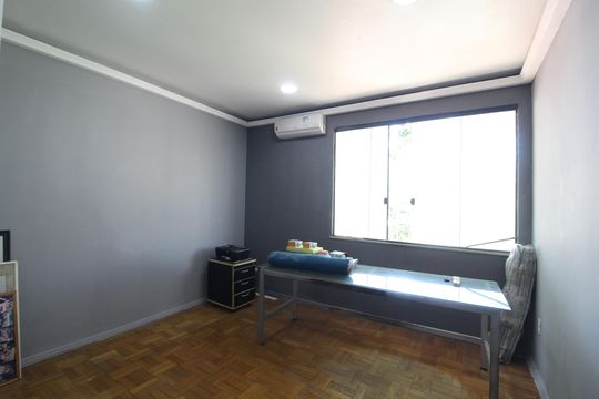 Quarto 2 de apartamento à venda com 3 quartos, 70m² em Taquara, Rio de Janeiro