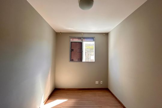 Apartamento para alugar com 2 quartos, 49m² em Cabral, Contagem