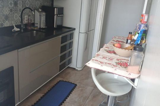 Cozinha de apartamento à venda com 2 quartos, 57m² em Vila Nogueira, Diadema