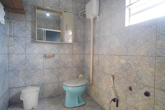 Banheiro de casa à venda com 1 quarto, 525m² em Santo Afonso, Novo Hamburgo