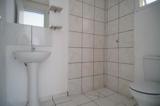 Banheiro de apartamento para alugar com 2 quartos, 50m² em Campina, São Leopoldo