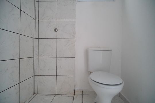 Banheiro de apartamento para alugar com 2 quartos, 50m² em Campina, São Leopoldo