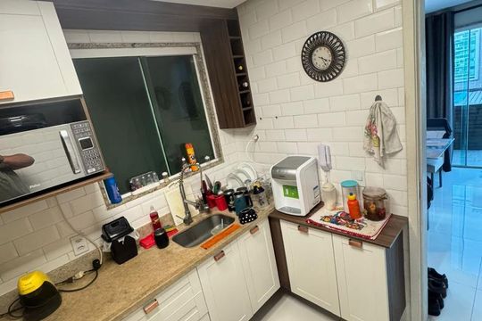 Cozinha de apartamento à venda com 2 quartos, 102m² em Recreio dos Bandeirantes, Rio de Janeiro