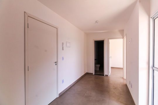 Sala/Cozinha de apartamento à venda com 2 quartos, 40m² em Vila Oratorio, São Paulo