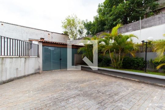 Condomínio de apartamento à venda com 3 quartos, 73m² em Vila Marieta, São Paulo