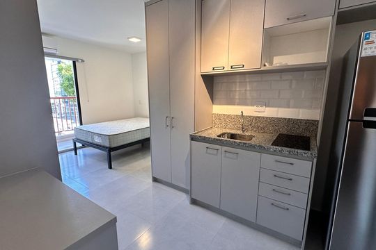 Kitnet/Studio para alugar com 1 quarto, 26m² em Jardim das Acacias, São Paulo