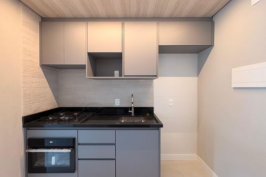 Cozinha de apartamento para alugar com 1 quarto, 38m² em Santa Terezinha, Santo André