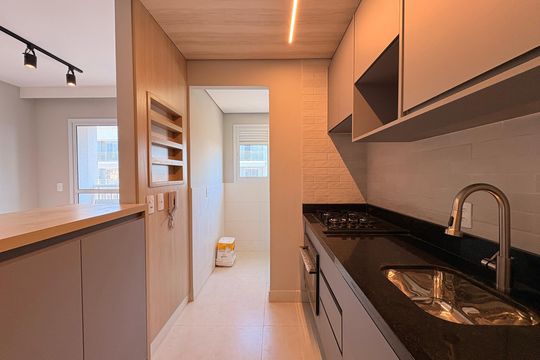 Cozinha de apartamento para alugar com 1 quarto, 38m² em Santa Terezinha, Santo André