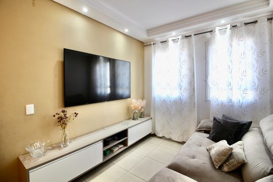Sala de apartamento à venda com 3 quartos, 64m² em Vila Pierina, São Paulo
