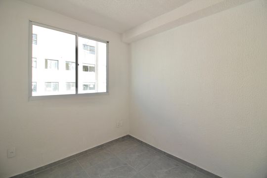 Quarto 1 de apartamento para alugar com 2 quartos, 33m² em Vila Silvia, São Paulo